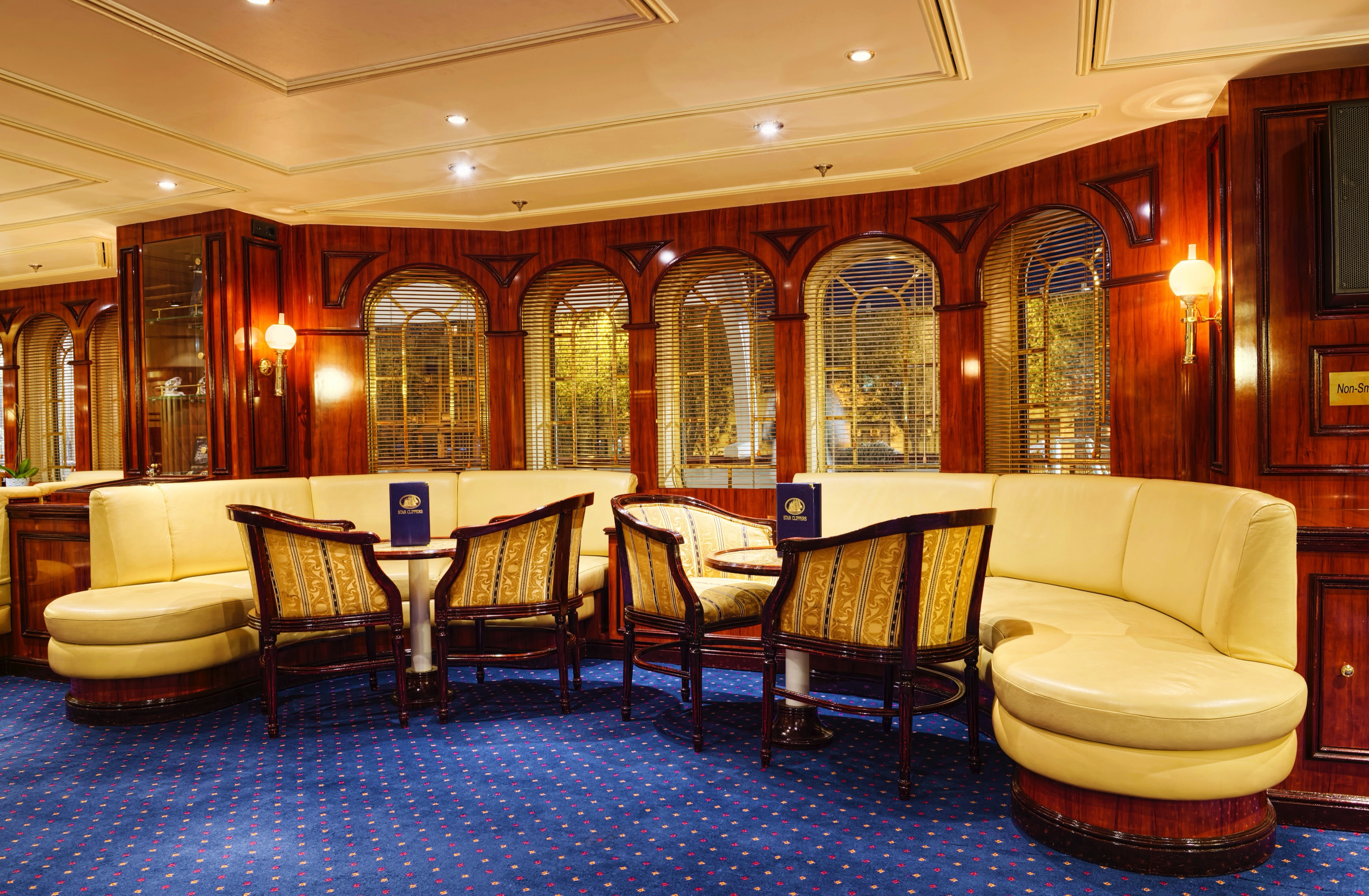 Royal Clipper - Onboard Entertainment